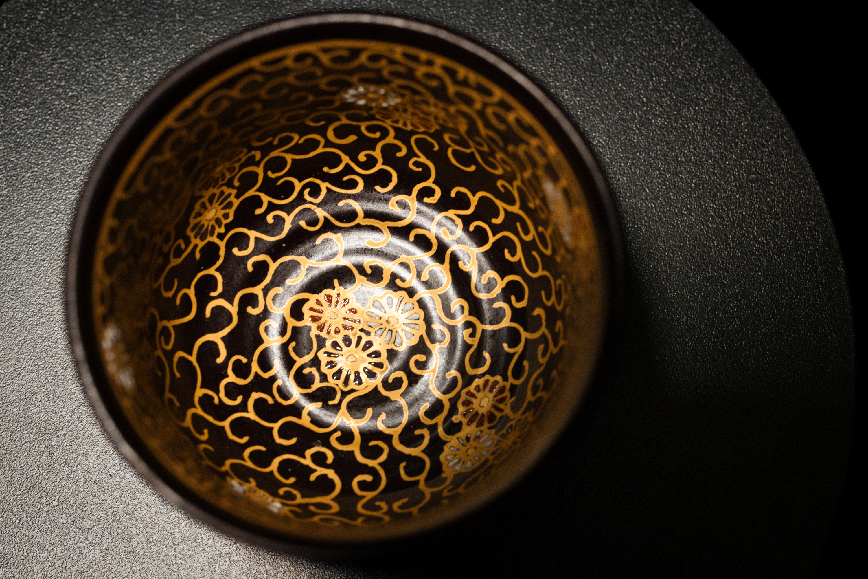 Satsuma Ware “Karakusa”［唐草］– Black Satsuma Handcrafted Sake Vessel